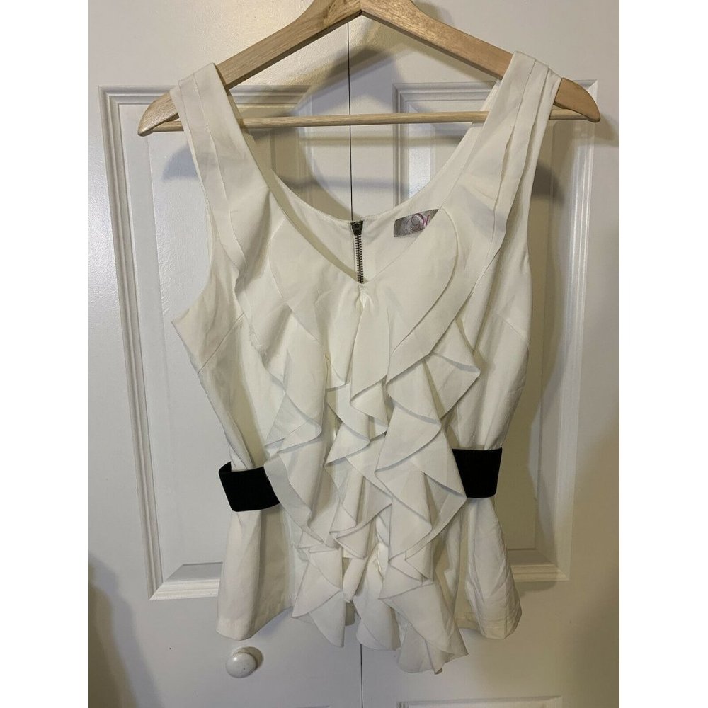 Myan‎  Womens Sz M White Black Full Zip Ruffles Front Sleeveless Blouse